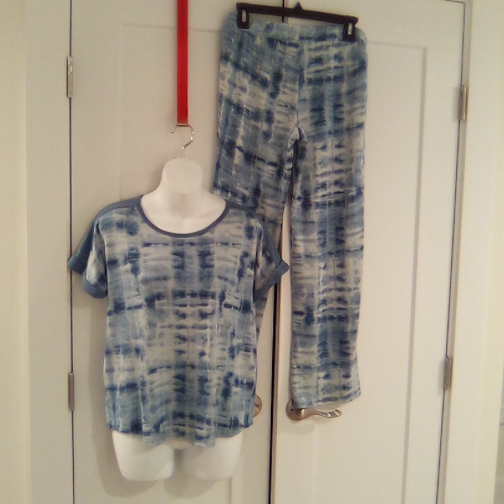 Lucky Brand Matching Tie Dye Lounge Set
